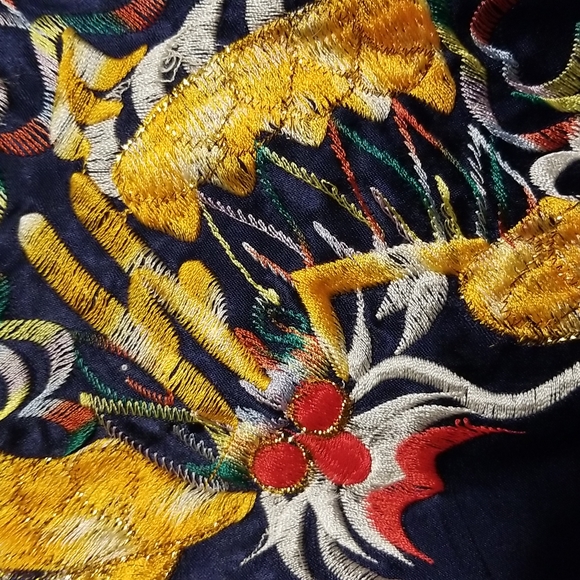 Silk Kimono - Picture 3 of 10